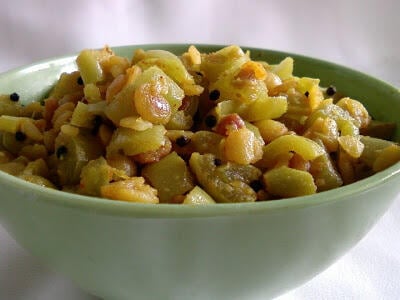 Potlakaya Kandipappu Vepudu ~ Snake Gourd And Yellow Lentil Stir Fry