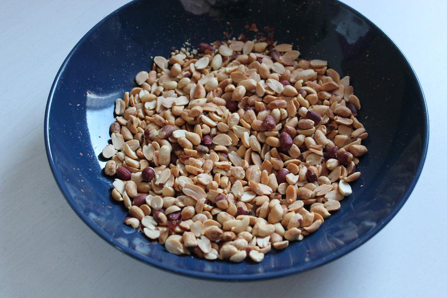 roasted peanut ladoo recipe, healthy indian snacks recipe, how to prepare groundnut oats ladoo