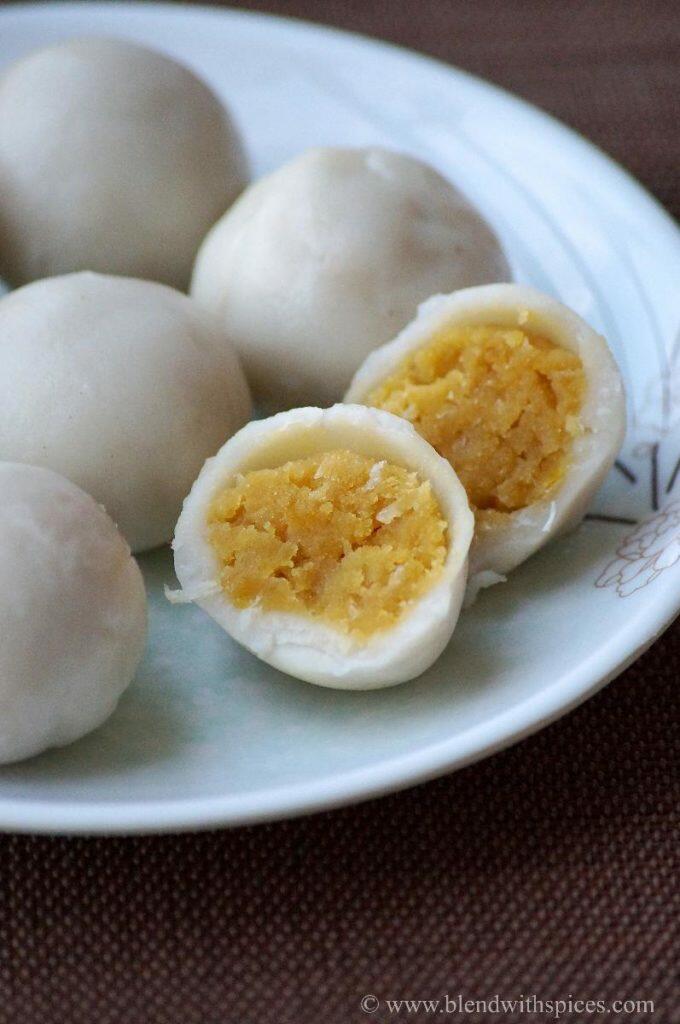 poornam kudumulu, poornam kudumulu recipe, how to make poornam kudumulu, traditional vinayaka chavithi recipes