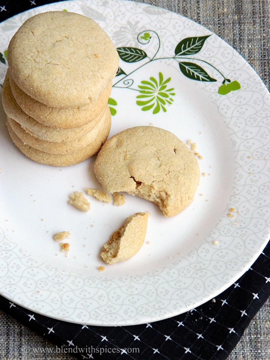 how to make eggless wheat cashew cookies recipe, easy wheat cookies recipes