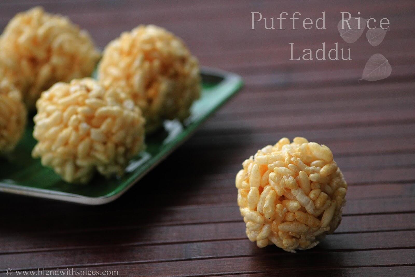 Homemade pori urundai / murmura laddu made with puffed rice and jaggery, shaped into round balls.