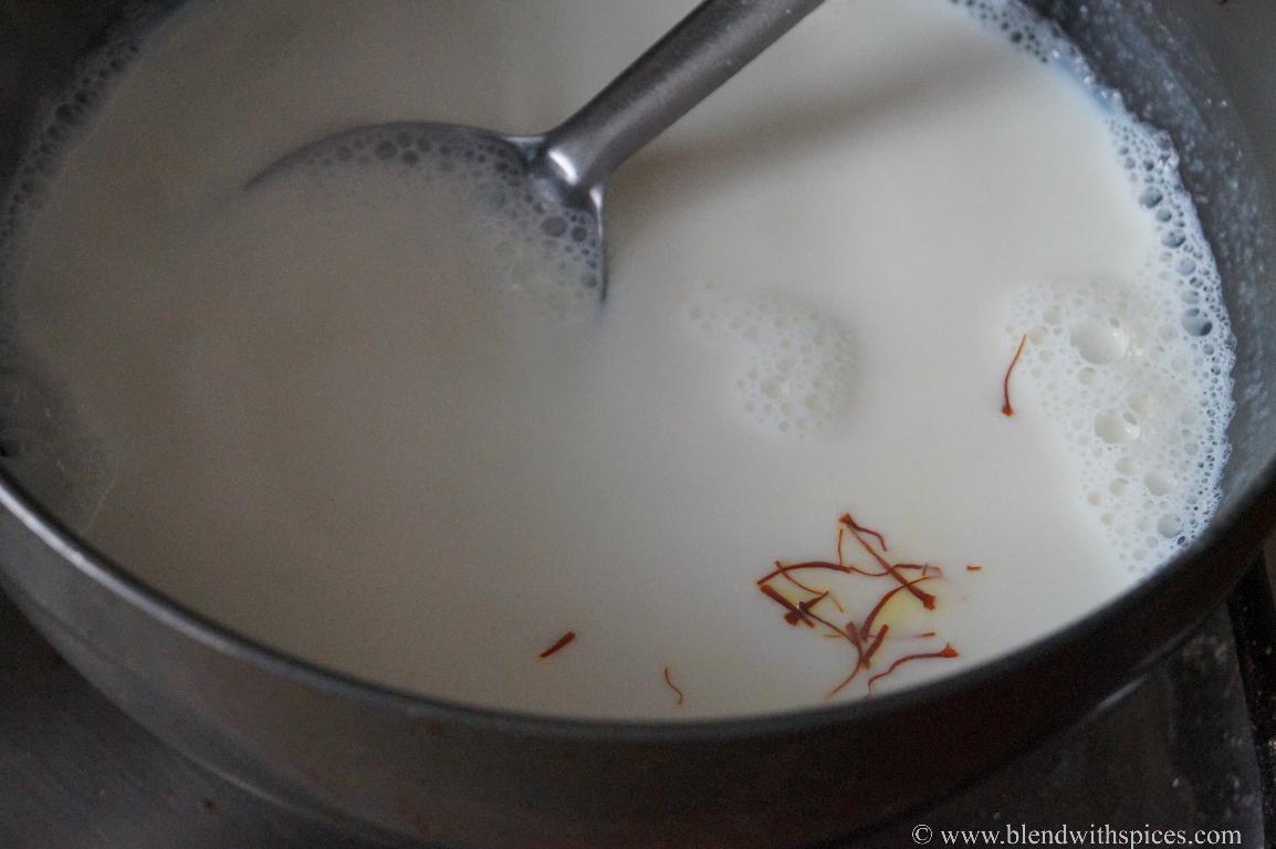 Boiling milk for double ka meetha