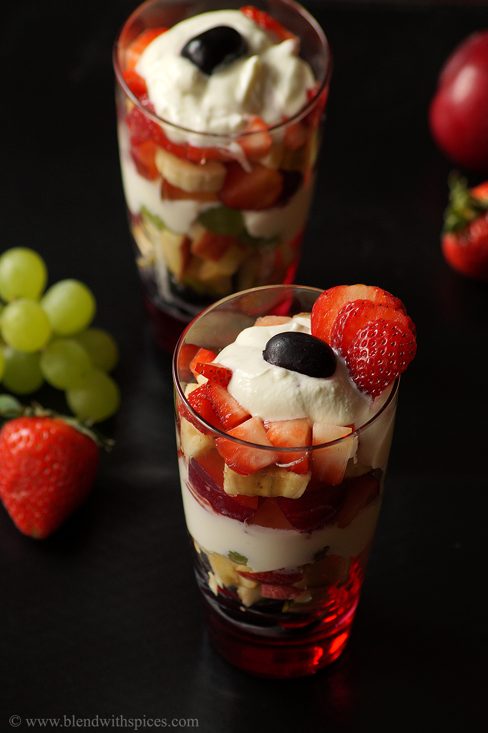 how make yogurt and fruit parfait recipe, healthy breakfast parfait recipes, fruit yogurt parfait recipe