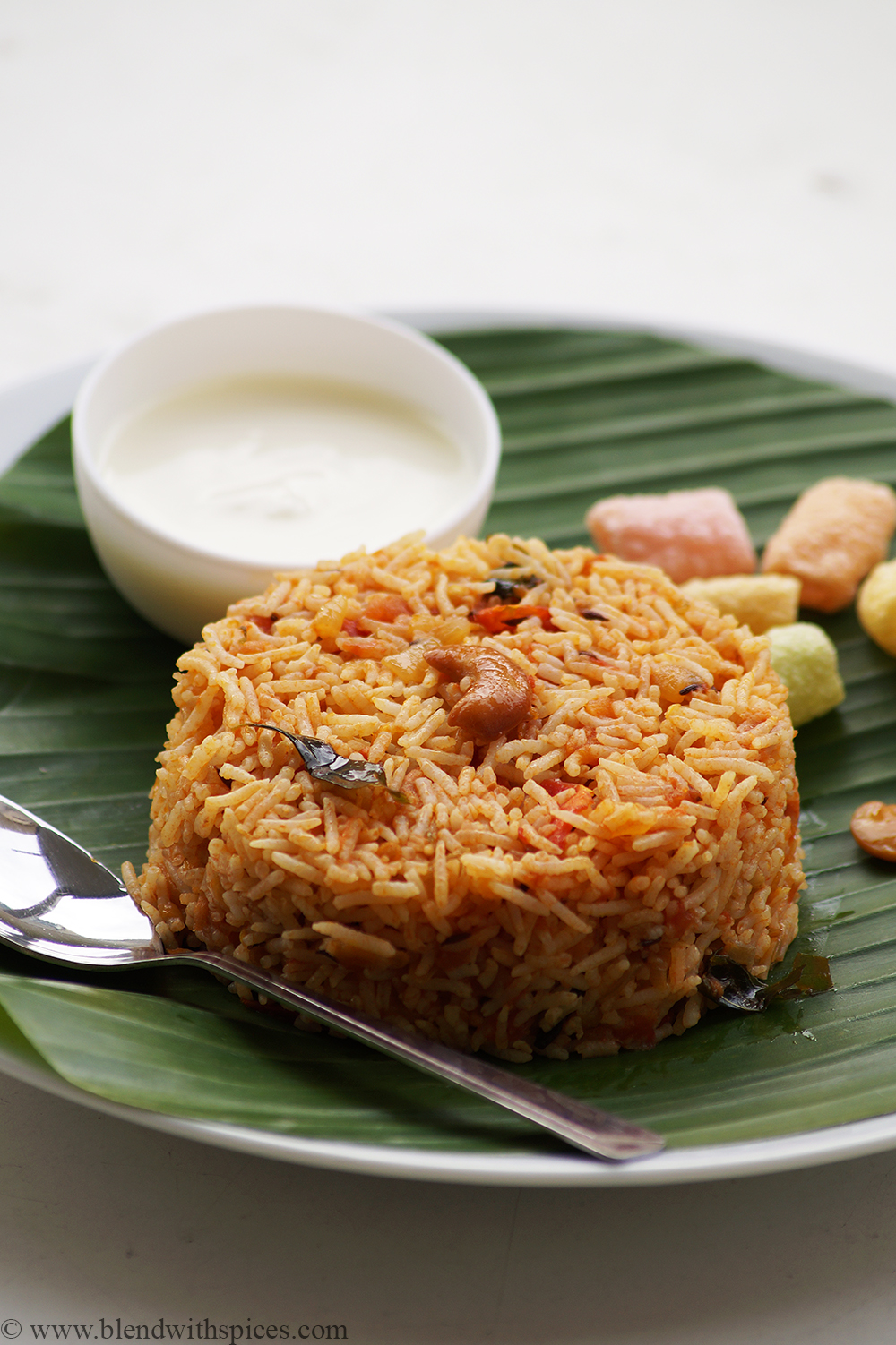 thakkali sadam recipe, tomato rice recipe south indian style, easy lunch box recipes