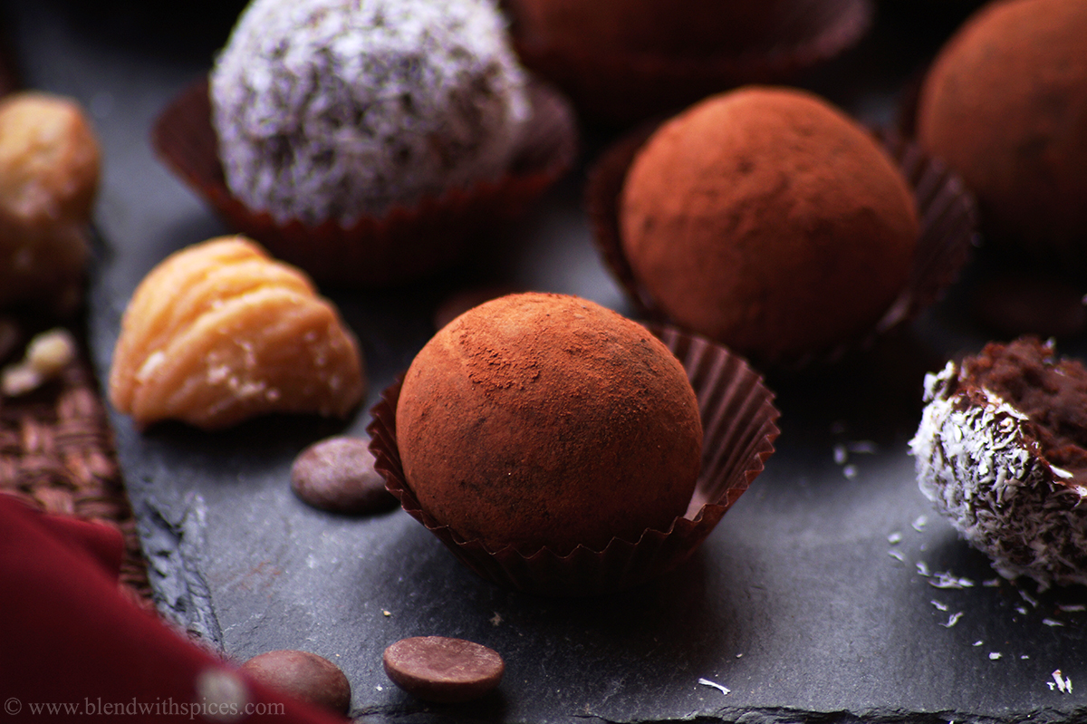 https://www.blendwithspices.com/wp-content/uploads/2020/11/chestnut-chocolate-truffles-recipe.jpg